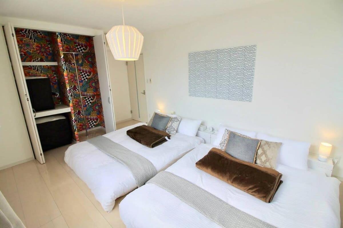 Luxes - 10 Min Station & 2br Up To 10p